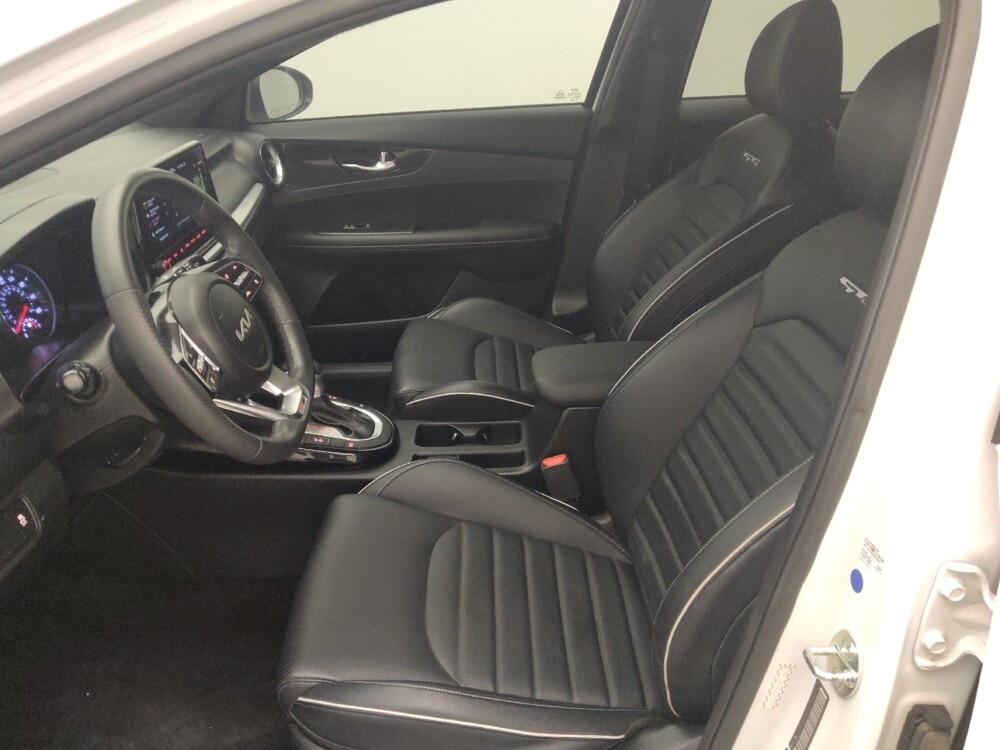 2023 Kia Forte in Houston, TX 77060 - 18126310 17