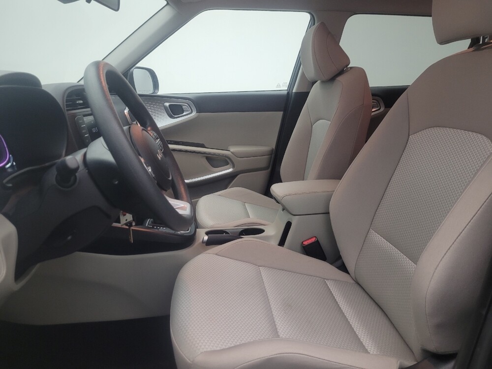 2025 Kia Soul in Mesa, AZ 85210 - 18126311 17