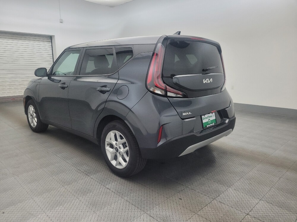 2025 Kia Soul in Mesa, AZ 85210 - 18126311 5