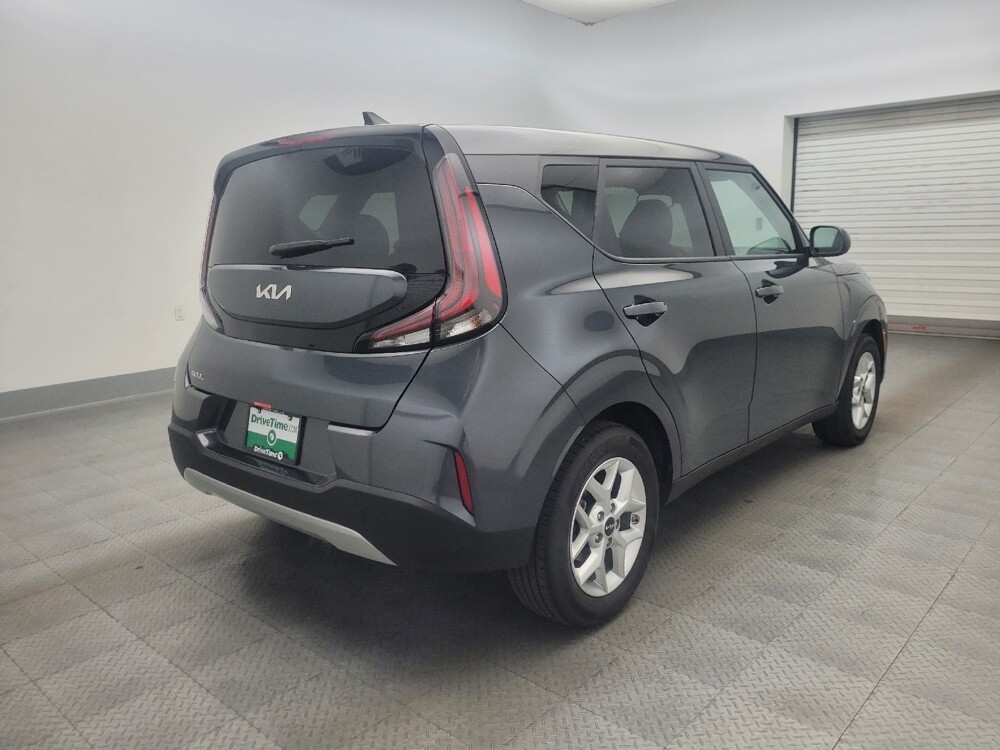 2025 Kia Soul in Mesa, AZ 85210 - 18126311 9