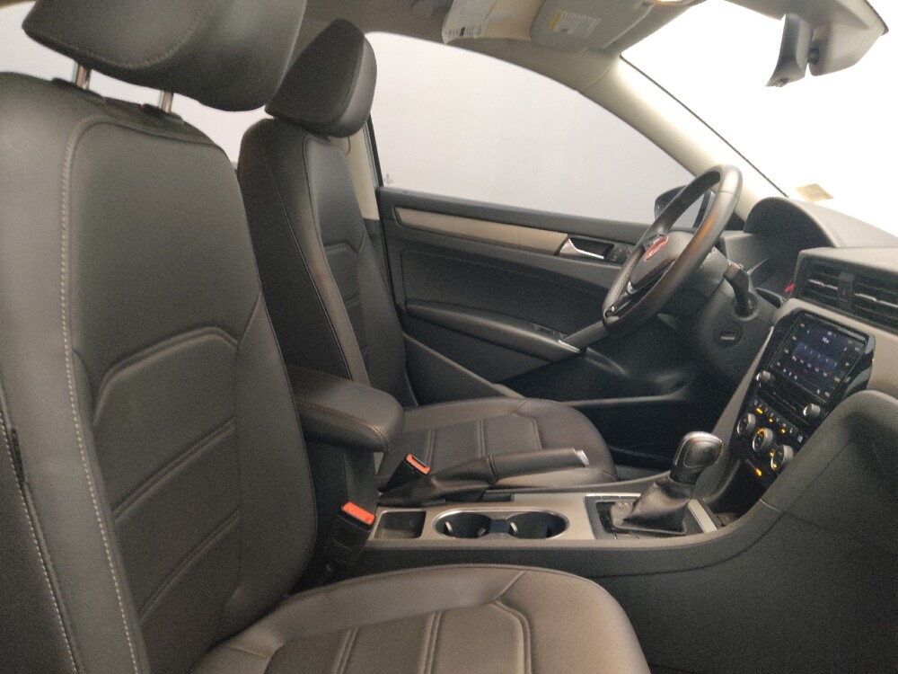 2021 Volkswagen Passat in Marietta, GA 30062 - 18126319 21