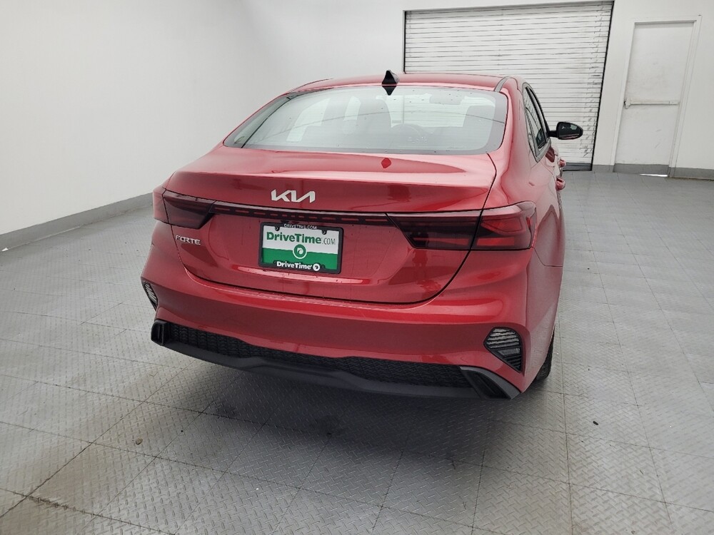 2024 Kia Forte in Greenville, SC 29607 - 18126321 7