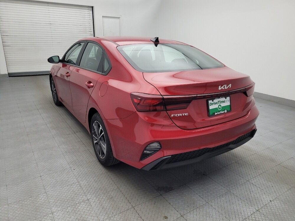 2024 Kia Forte in Greenville, SC 29607 - 18126321 5