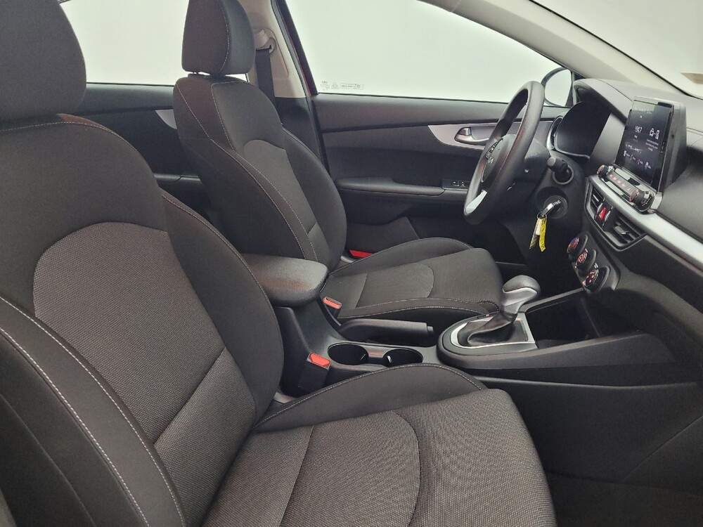 2024 Kia Forte in Greenville, SC 29607 - 18126321 21