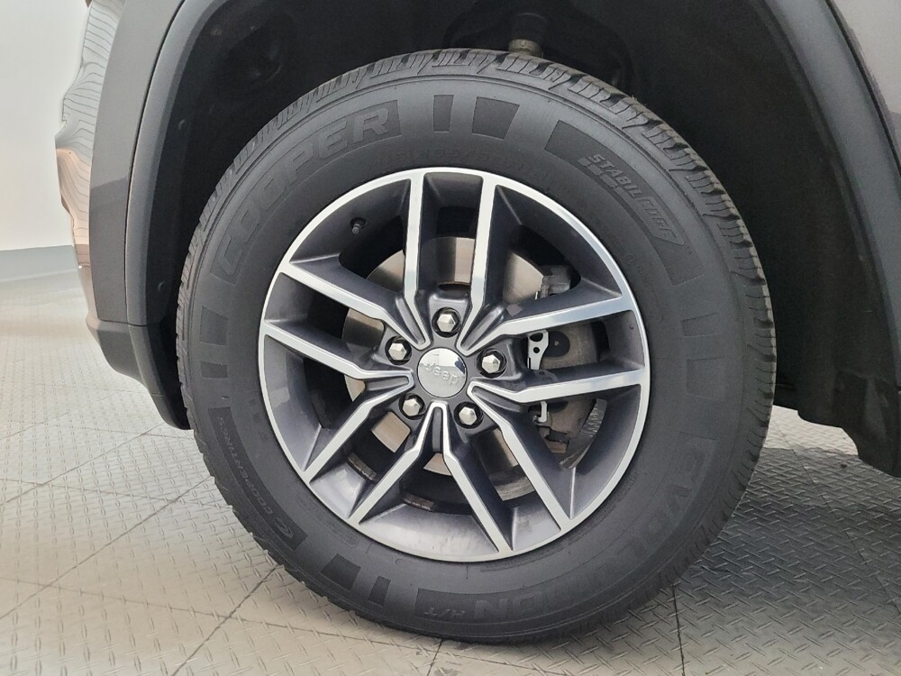 2017 Jeep Grand Cherokee in Phoenix, AZ 85022 - 18126322 31