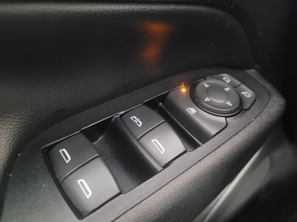 2018 Chevrolet Equinox in Union City, GA 30291 - 18126323 27