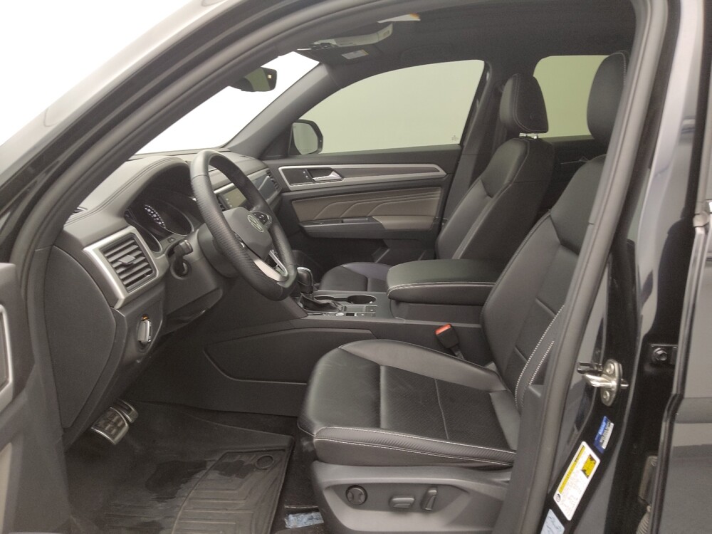 2021 Volkswagen Atlas in Gladstone, MO 64118 - 18126333 17