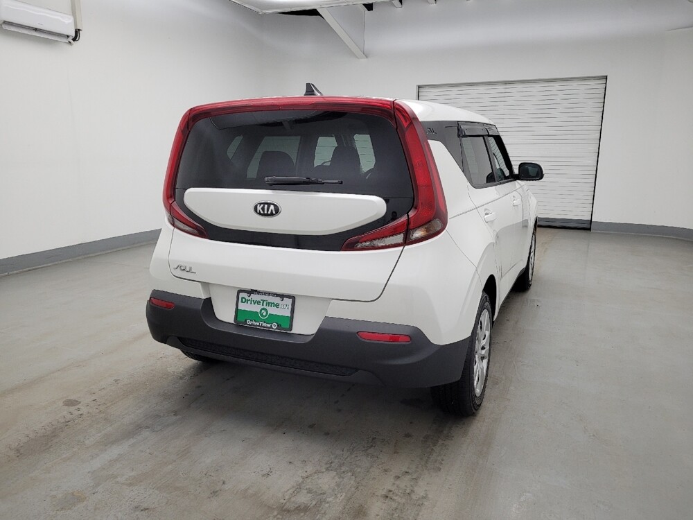 2021 Kia Soul in Toledo, OH 43617 - 18126334 7