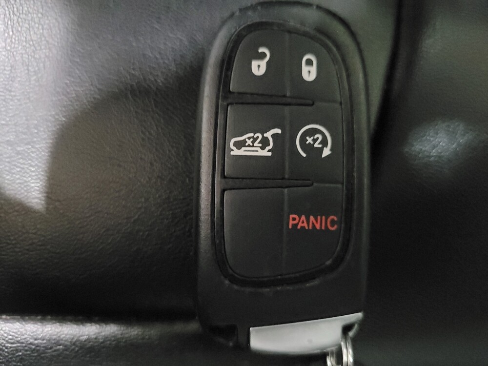 2019 Jeep Cherokee in New Castle, DE 19720 - 18126337 32