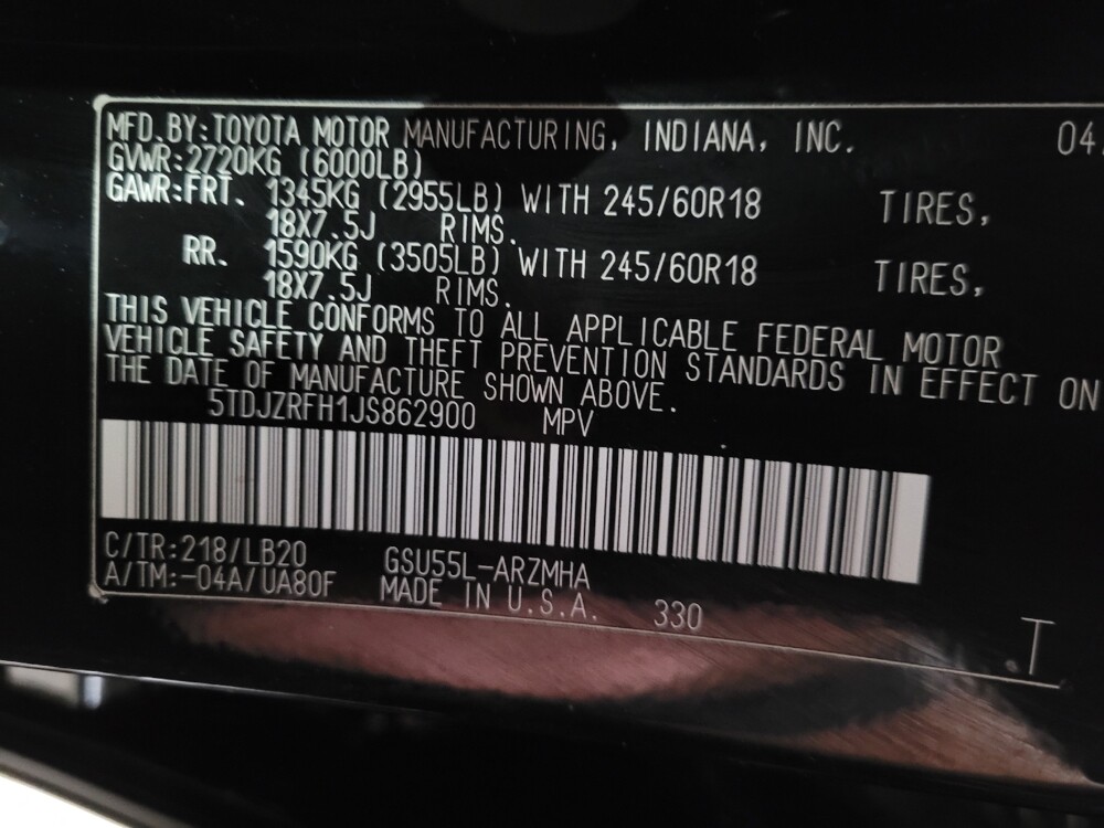 2018 Toyota Highlander in New Castle, DE 19720 - 18126338 33