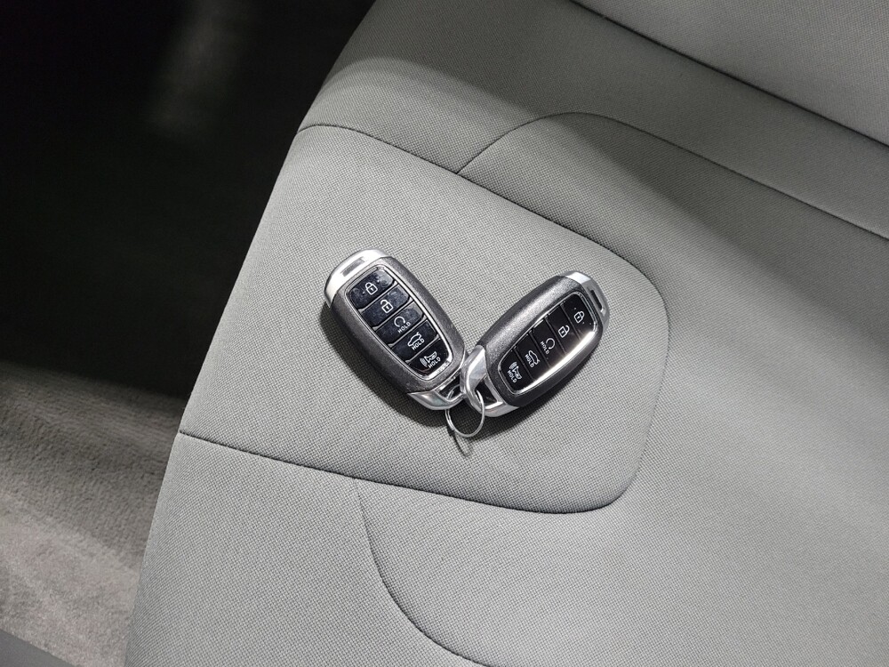 2023 Hyundai Elantra in Langhorne, PA 19047 - 18126346 32