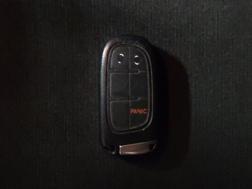 2020 Jeep Cherokee in Miami, FL 33157 - 18126351 32