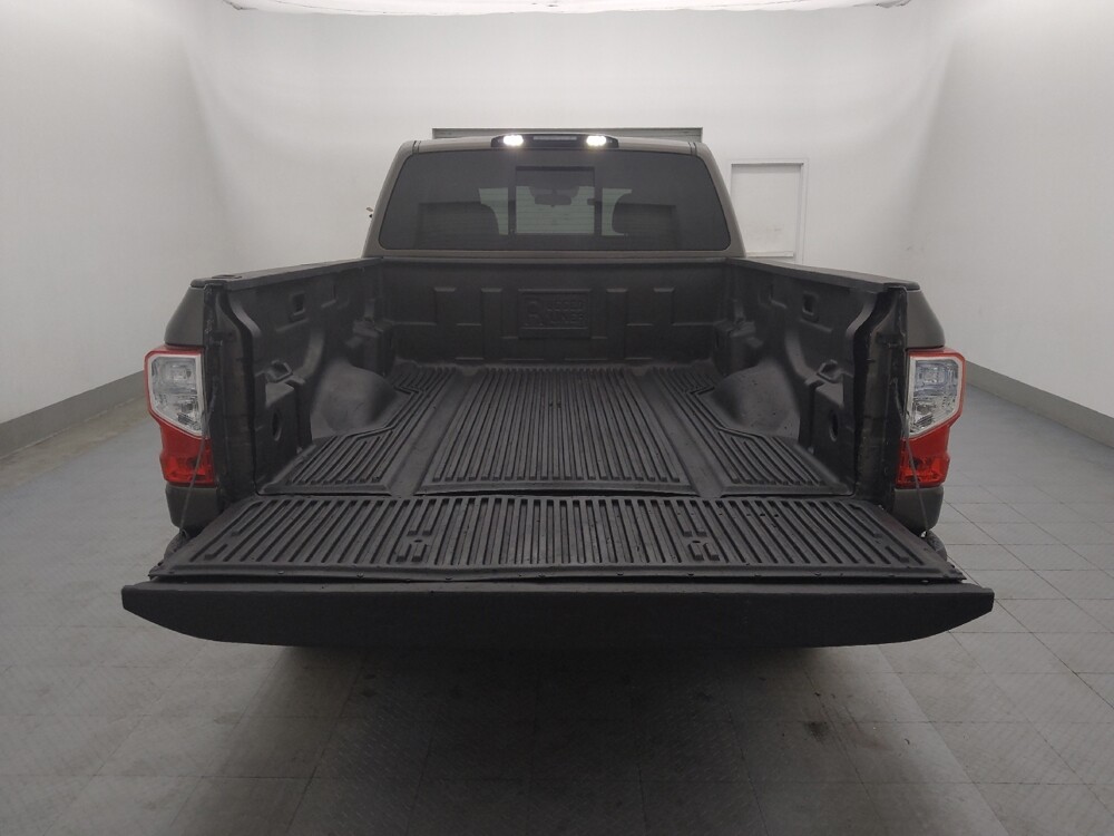 2017 Nissan Titan in Albany, GA 31705 - 18126355 29