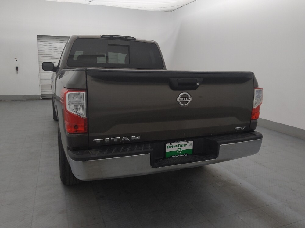2017 Nissan Titan in Albany, GA 31705 - 18126355 6