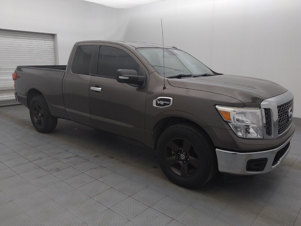 2017 Nissan Titan in Albany, GA 31705 - 18126355 11