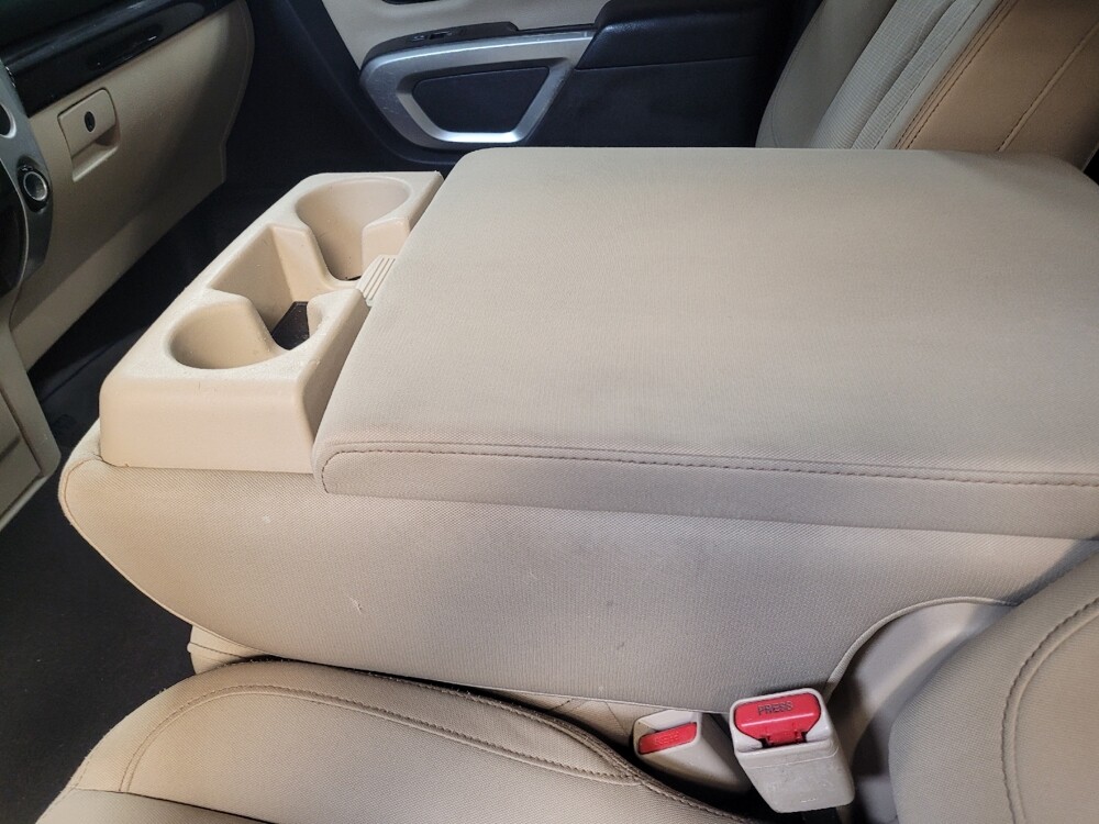 2017 Nissan Titan in Albany, GA 31705 - 18126355 26