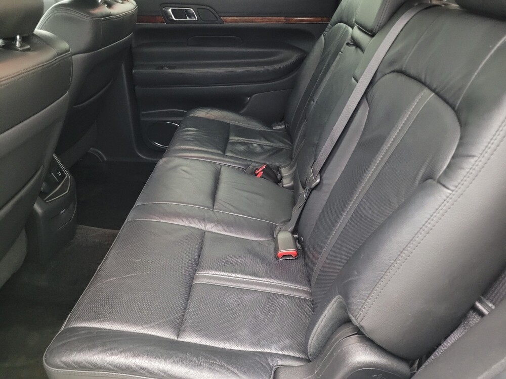 2018 Lincoln MKT in Clearwater, FL 33764 - 18126360 18