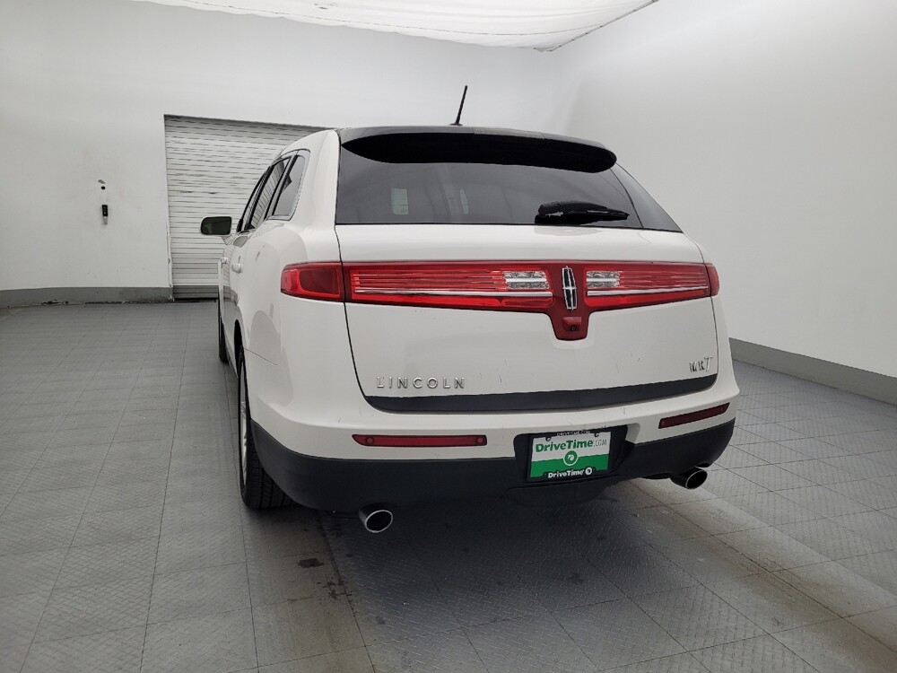 2018 Lincoln MKT in Clearwater, FL 33764 - 18126360 6