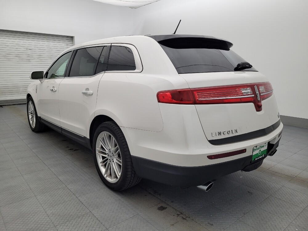 2018 Lincoln MKT in Clearwater, FL 33764 - 18126360 5