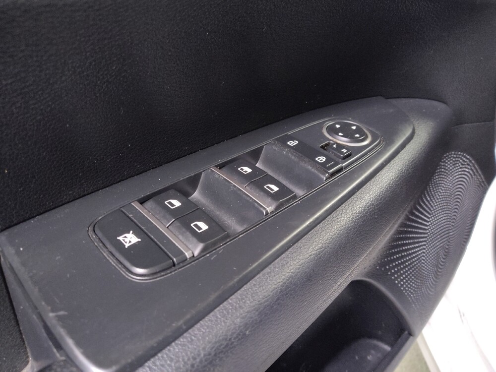 2020 Kia Forte in Fort Myers, FL 33907 - 18126361 27