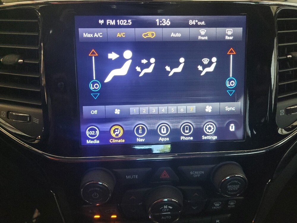 2022 Jeep Grand Cherokee in Clearwater, FL 33764 - 18126363 25