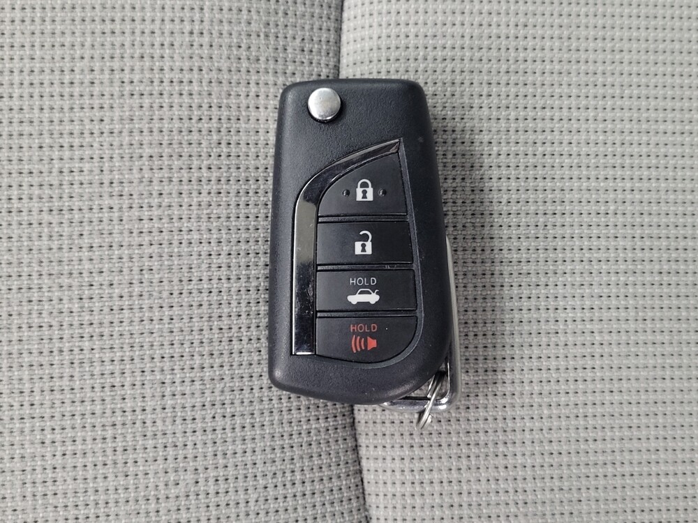 2022 Toyota Corolla in Huntsville, AL 35816 - 18126366 32