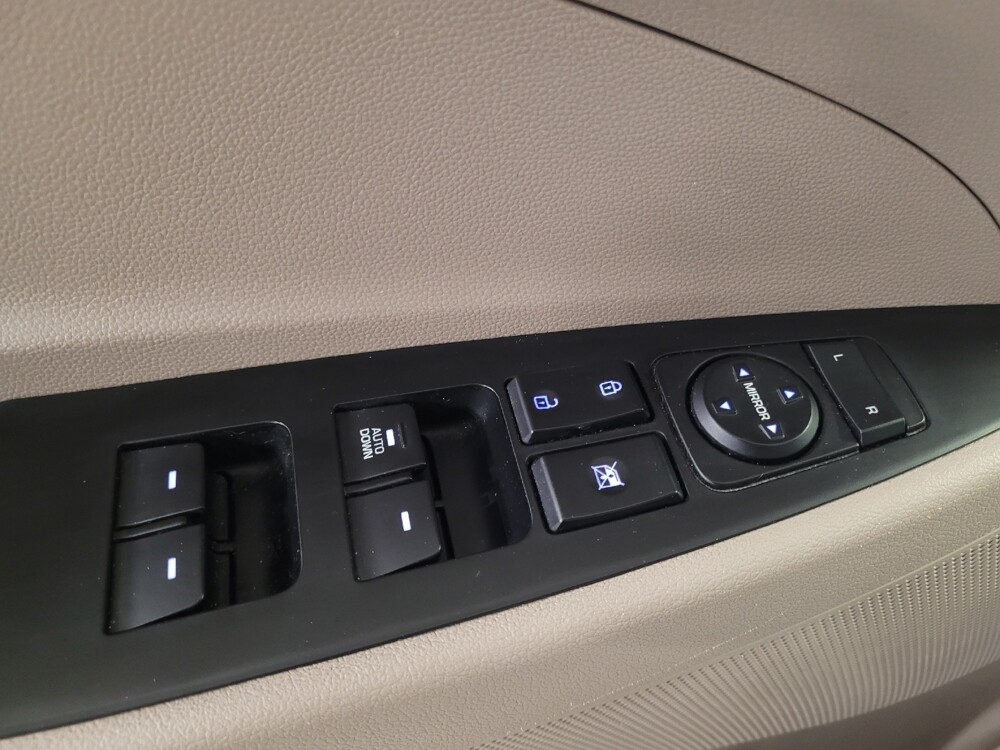 2019 Hyundai Tucson in Tampa, FL 33619 - 18126370 27