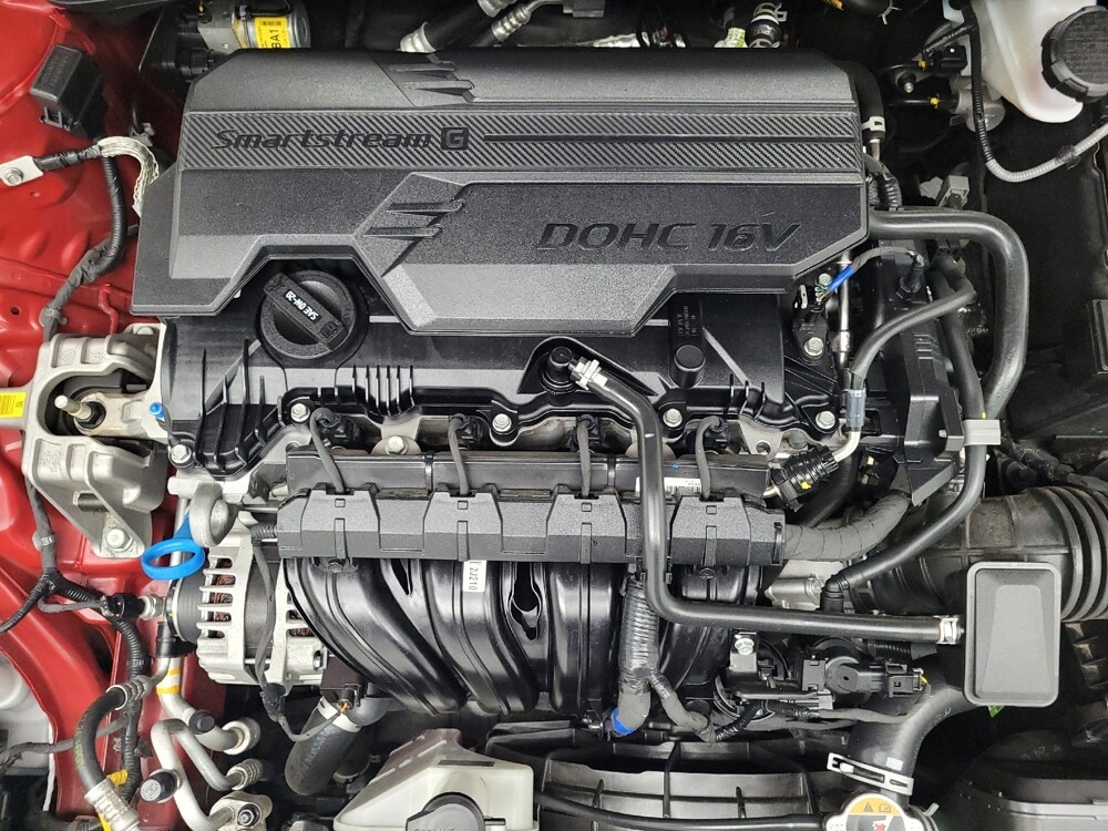 2025 Hyundai Elantra in Huntsville, AL 35816 - 18126372 30