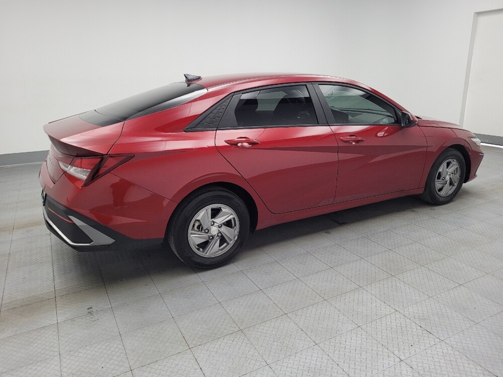 2025 Hyundai Elantra in Huntsville, AL 35816 - 18126372 10
