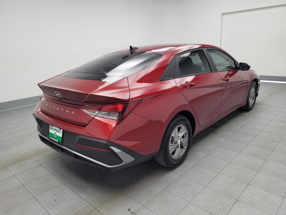 2025 Hyundai Elantra in Huntsville, AL 35816 - 18126372 9