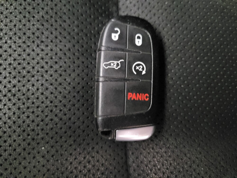 2018 Jeep Grand Cherokee in Downey, CA 90241 - 18126375 32