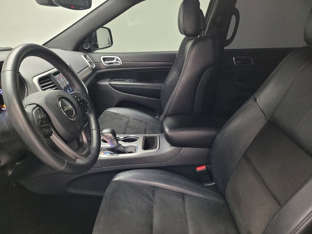 2018 Jeep Grand Cherokee in Downey, CA 90241 - 18126375 17