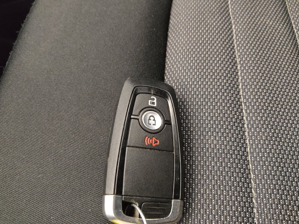 2020 Ford Edge in Des Moines, IA 50310 - 18126384 32