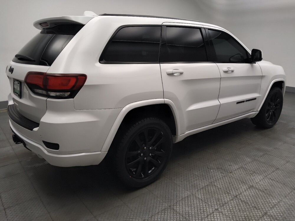 2021 Jeep Grand Cherokee in Des Moines, IA 50310 - 18126385 10