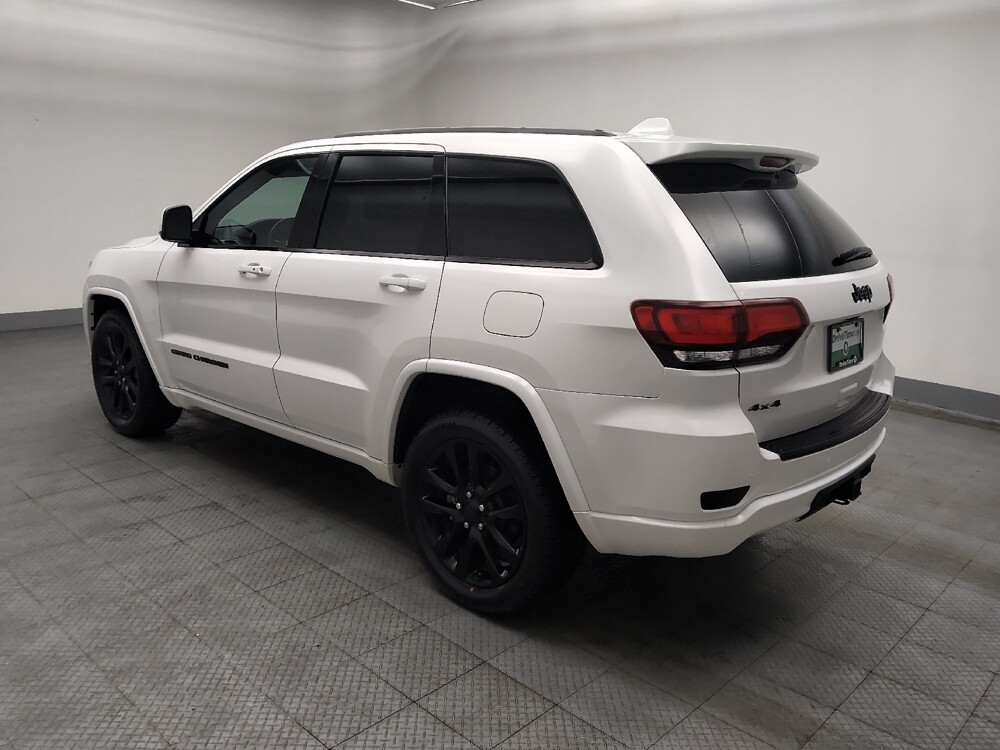 2021 Jeep Grand Cherokee in Des Moines, IA 50310 - 18126385 3