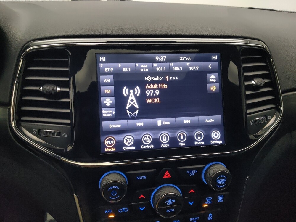 2021 Jeep Grand Cherokee in Des Moines, IA 50310 - 18126385 25