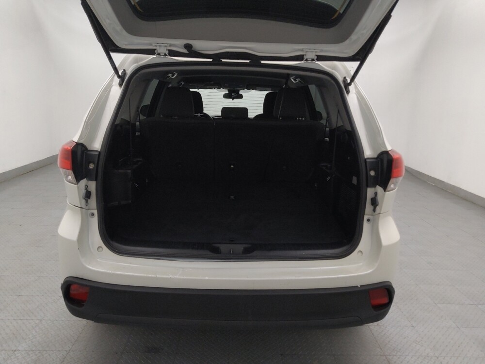 2019 Toyota Highlander in Raleigh, NC 27604 - 18126386 29