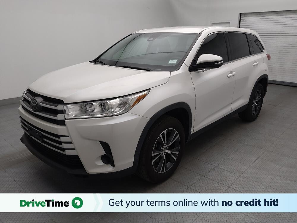 2019 Toyota Highlander in Raleigh, NC 27604 - 18126386