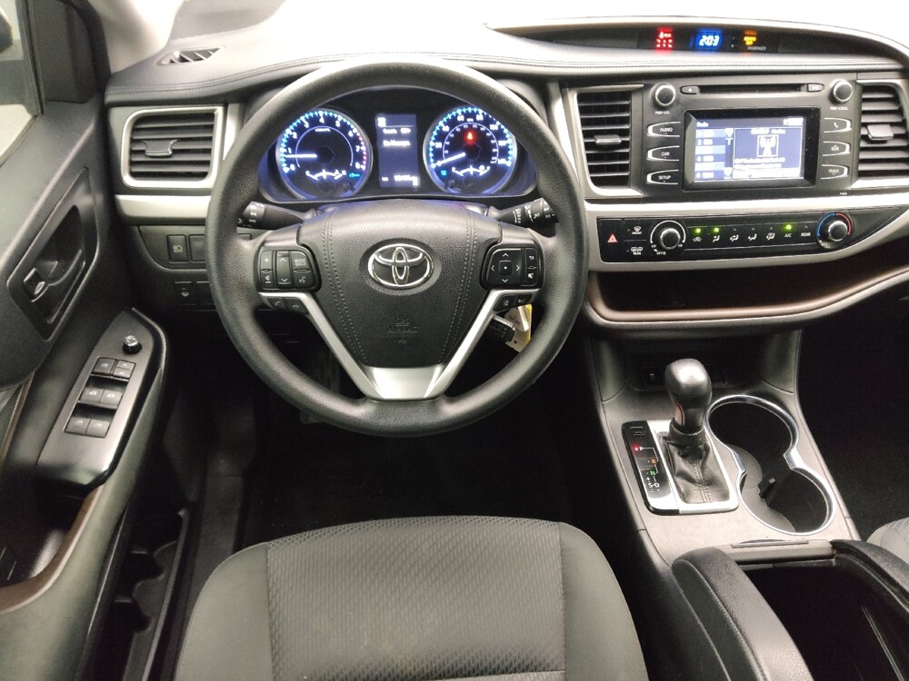 2019 Toyota Highlander in Raleigh, NC 27604 - 18126386 22
