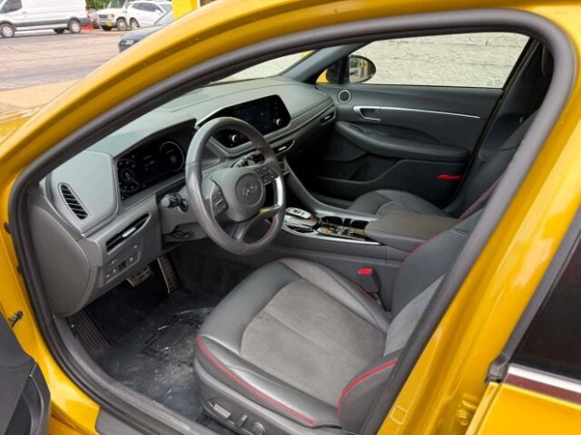 2020 Hyundai Sonata in Indianapolis, IN 46222-4002 - 18126398 8