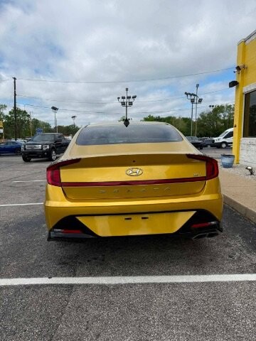 2020 Hyundai Sonata in Indianapolis, IN 46222-4002 - 18126398 4