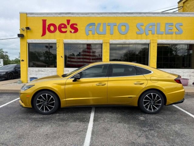 2020 Hyundai Sonata in Indianapolis, IN 46222-4002 - 18126398