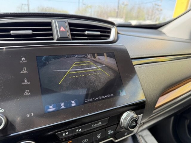 2017 Honda CR-V in Indianapolis, IN 46222-4002 - 18126406 6