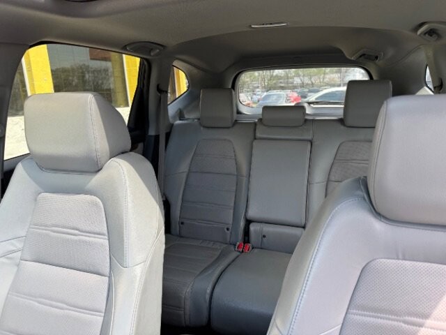 2017 Honda CR-V in Indianapolis, IN 46222-4002 - 18126406 7