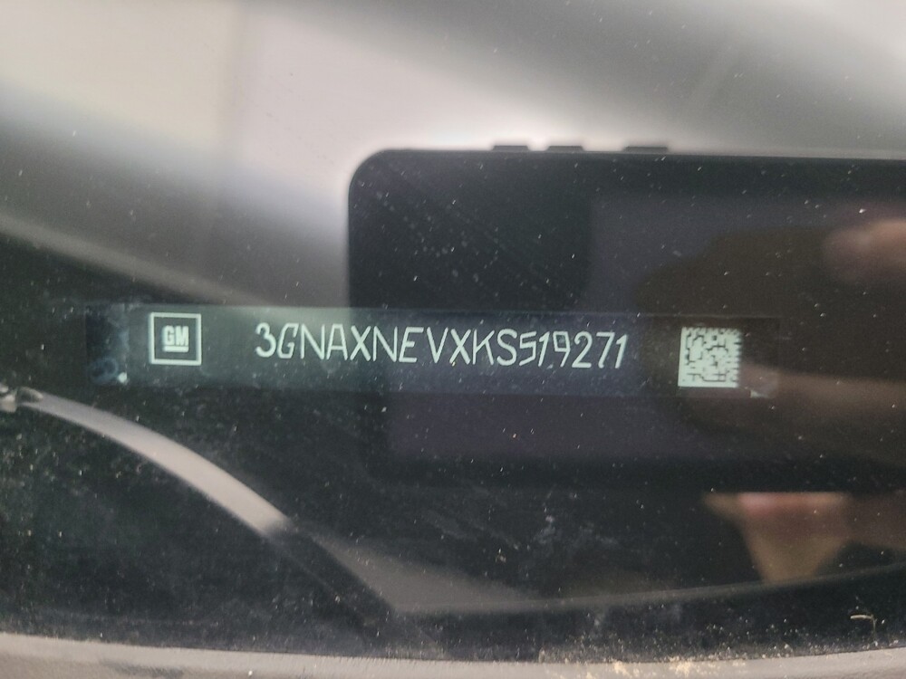 2019 Chevrolet Equinox in Indianapolis, IN 46219 - 18126407 33