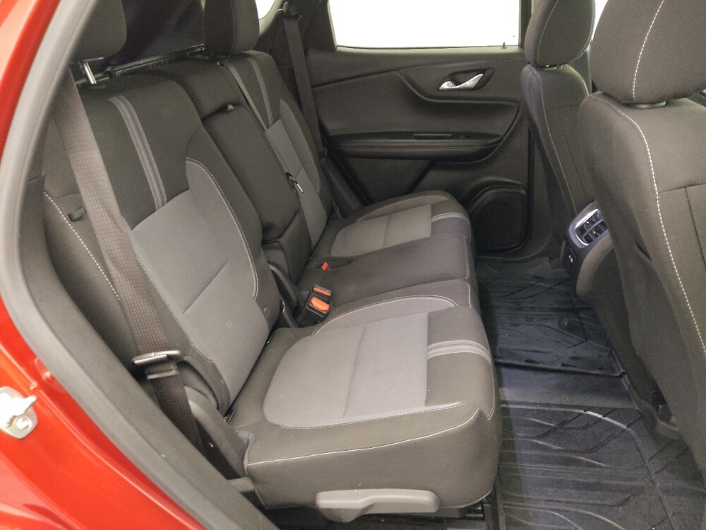 2024 Chevrolet Blazer in Topeka, KS 66611 - 18126416 19