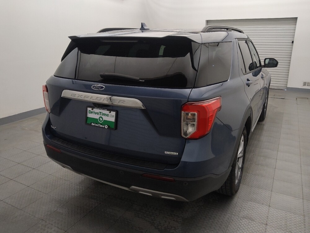 2020 Ford Explorer in Houston, TX 77034 - 18126421 7