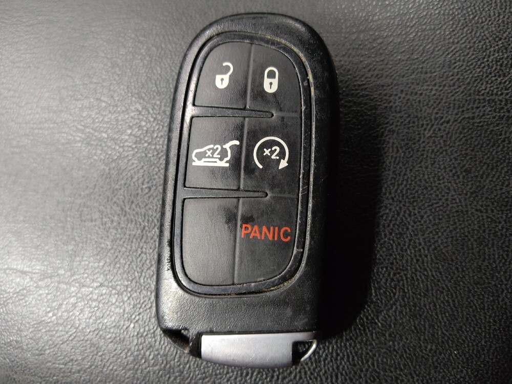 2019 Jeep Cherokee in Greenville, NC 27834 - 18126422 32