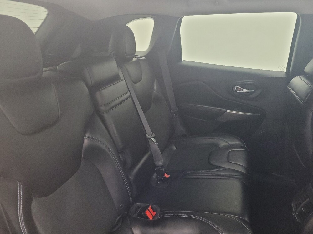 2019 Jeep Cherokee in Greenville, NC 27834 - 18126422 19