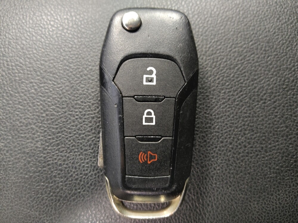 2020 Ford Escape in Houston, TX 77034 - 18126437 32